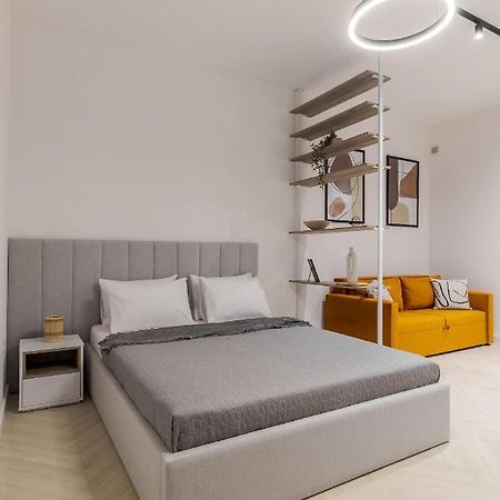 Inshiapartments On Ferentsa Lista Str Lviv Bagian luar foto
